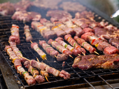 BBQ vlees in Hoeven 
